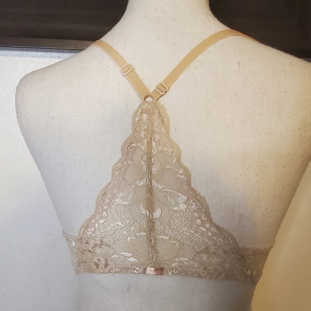 🍸Victoria's Secret Push-Up Racerback Bra - Picture 5 of 8